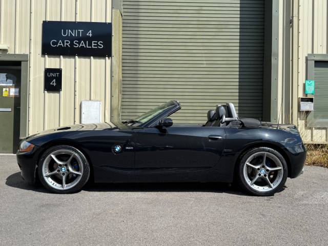 2004 BMW Z4 3.0i 2dr