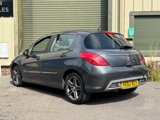 2013 Peugeot 308 1.6 e-HDi 112 Sportium 5dr