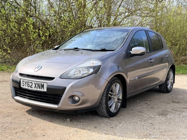 Renault Clio 1.2 16V Dynamique TomTom 5dr Hatchback Petrol Grey