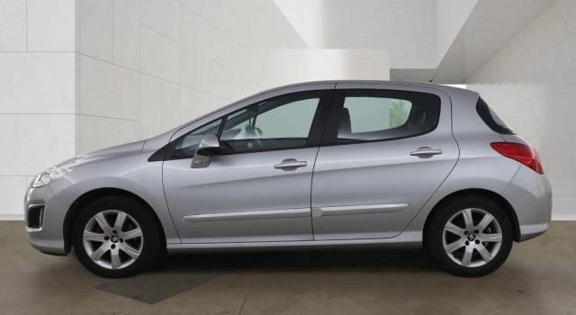 2012 Peugeot 308 1.6 HDi 92 Active 5dr