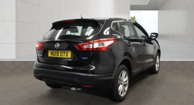 2015 Nissan Qashqai 1.5 dCi Acenta [Smart Vision Pack] 5dr