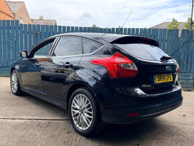 2014 Ford Focus 1.0 125 EcoBoost Zetec Navigator 5dr