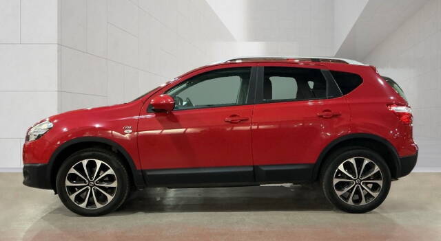 2011 Nissan Qashqai 1.6 dCi N-Tec 5dr 4WD